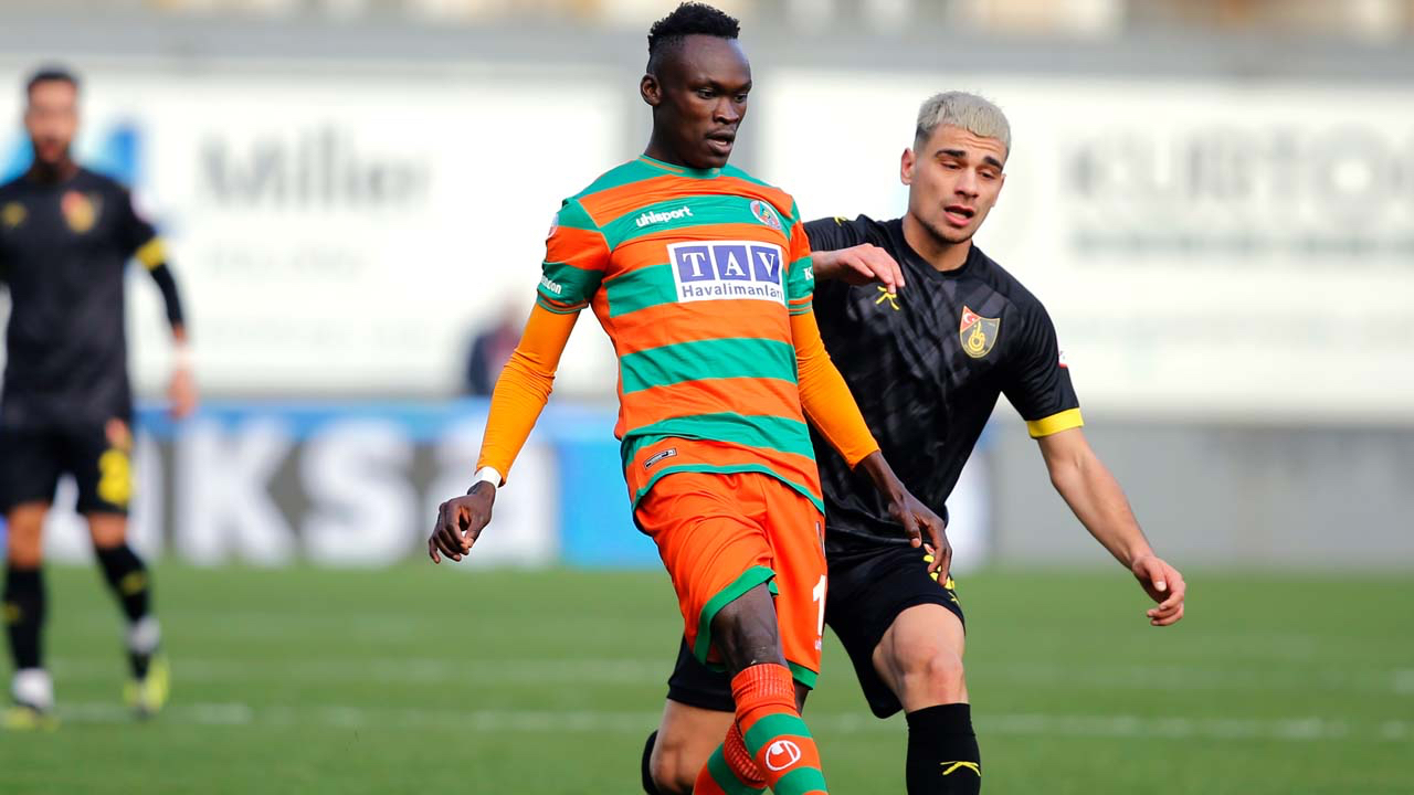 Alanyaspor İstanbulspor deplasmanında tek attı üç aldı
