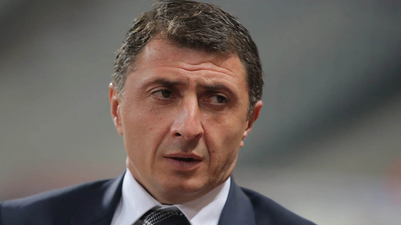 Fatih Karagümrük'te Alpaslan Erdem gitti, Şota Arveladze geliyor