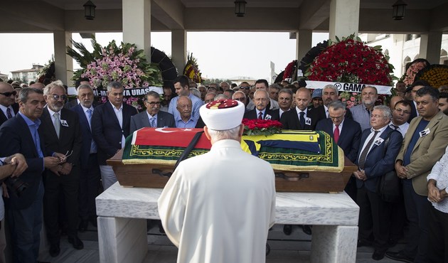 Şükrü Kızılot son yolculuğuna uğurlandı...