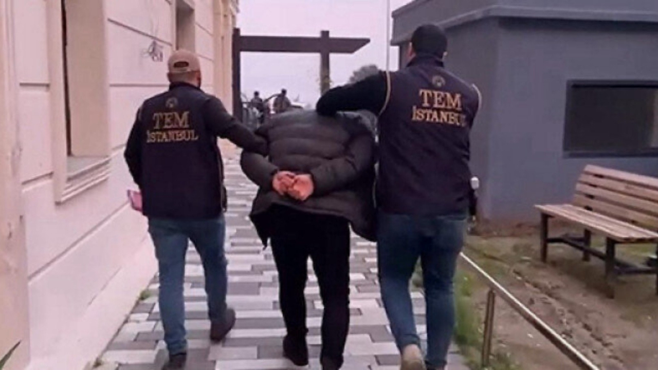 PKK üyeleri ile bağlantılı insan kaçakçılığı şebekesine operasyon! 5 kişi gözaltına alındı...