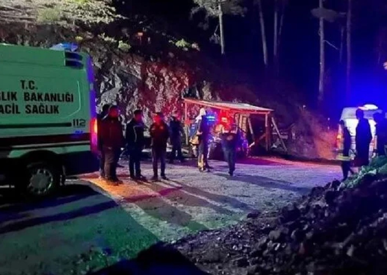 Denizli'de krom madeninde göçük: 2 ölü, 1 yaralı! Vali'den açıklama geldi