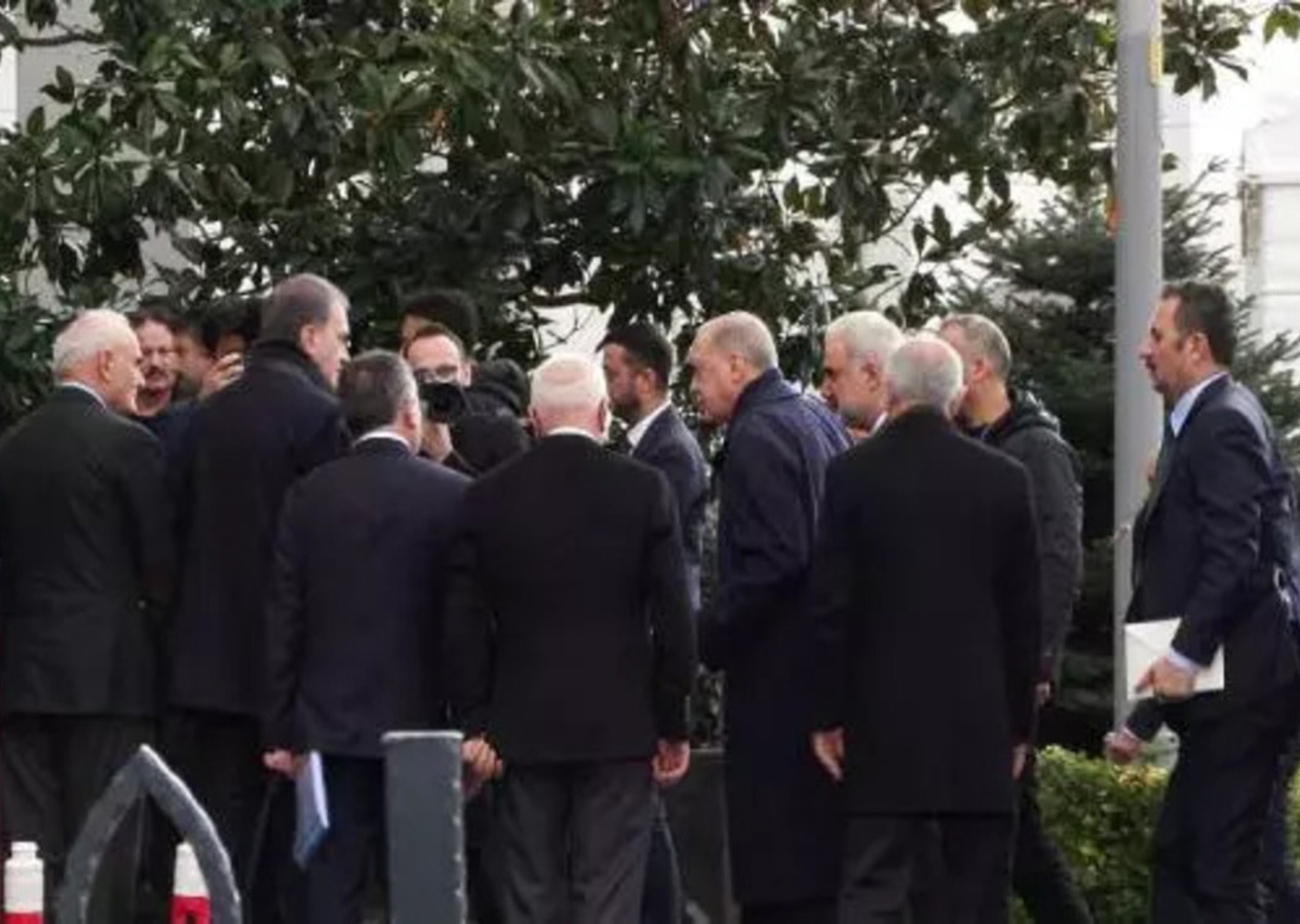 AK Parti İstanbul İl Başkanlığı'nda kritik toplantı!