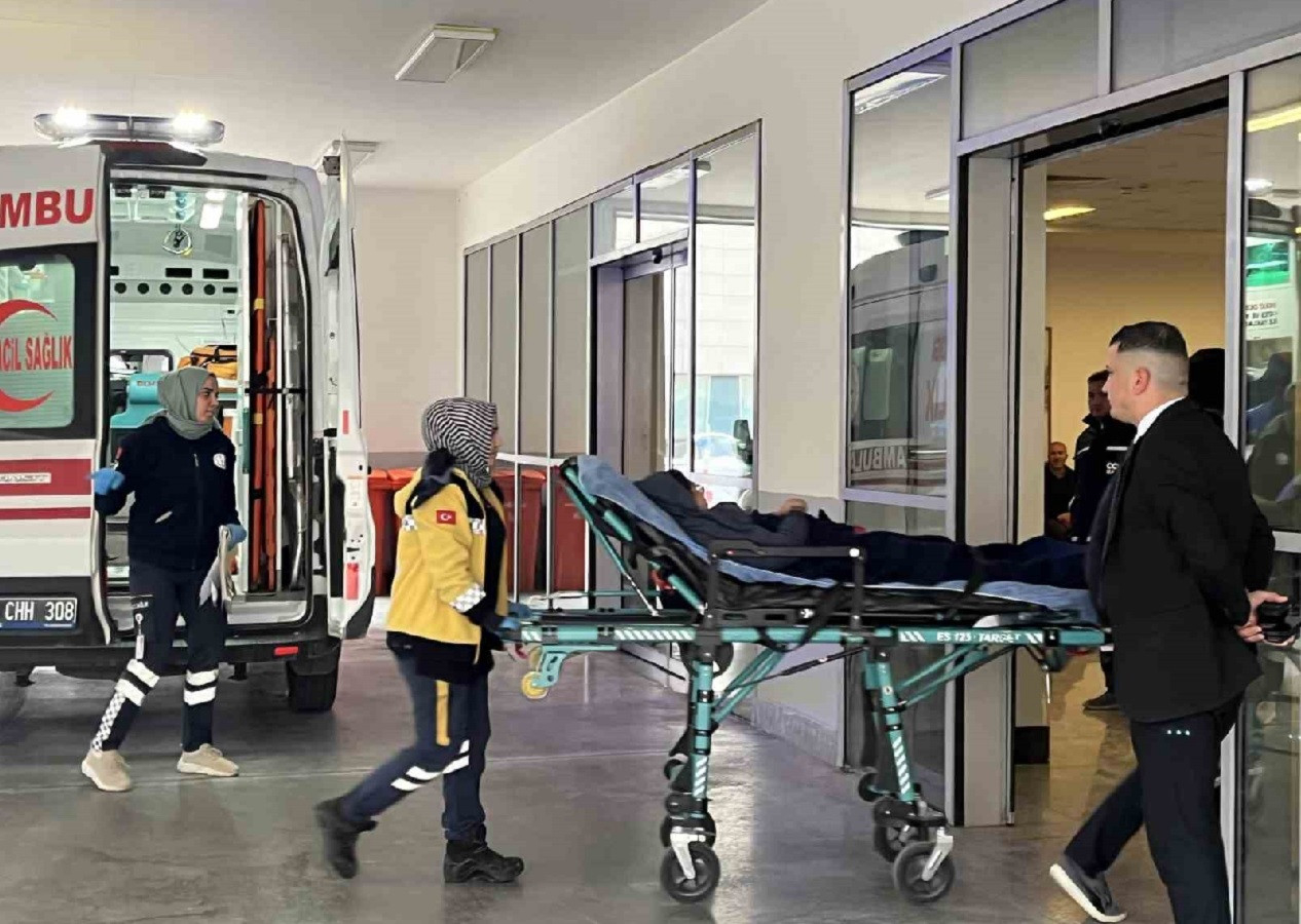 Gazze'den 102 hasta ve 105 refakatçi sağlığına kavuşturulmak için Ankara'ya getirildi...