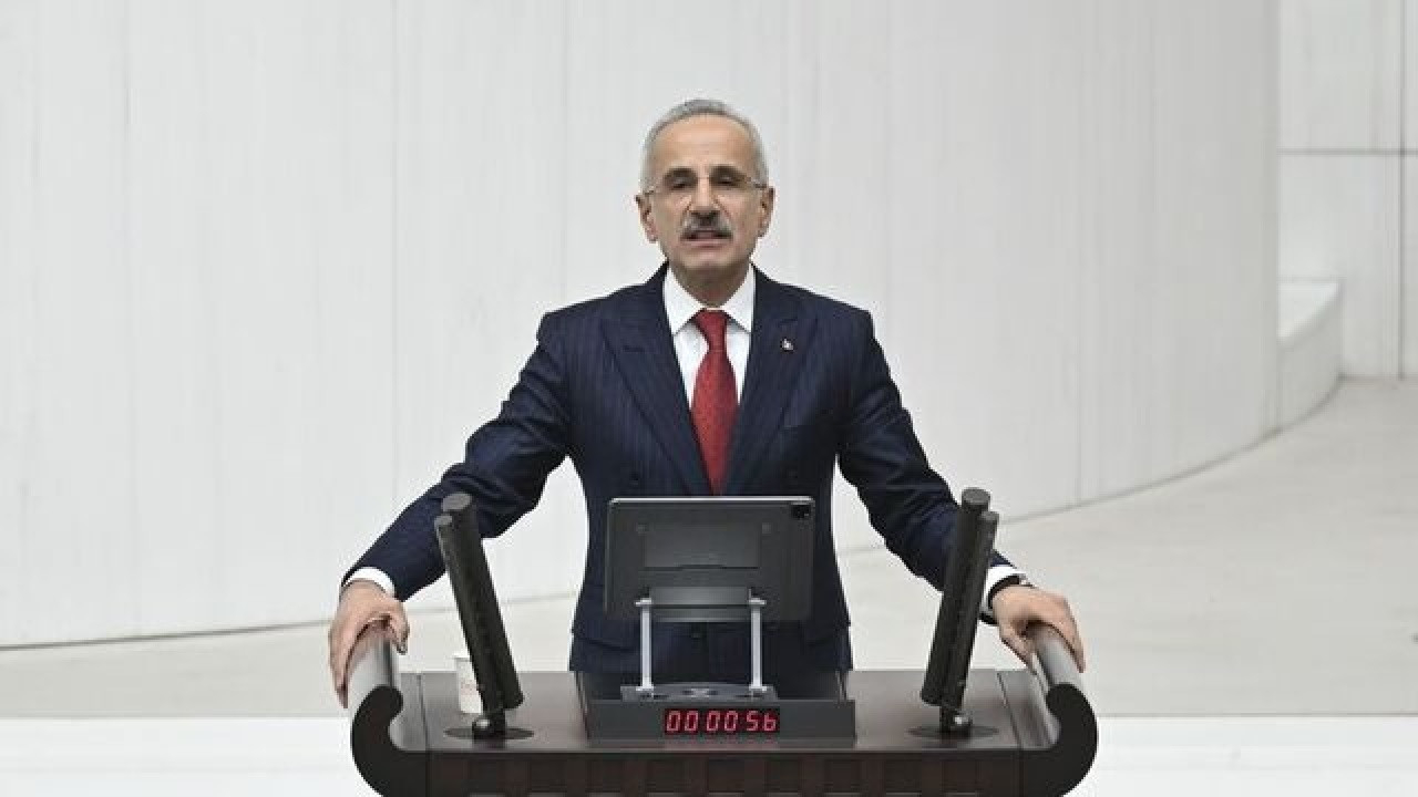 Bakan Uraloğlu müjdeyi verdi! İstanbul-Ankara arası 80 dakikaya düşüyor...