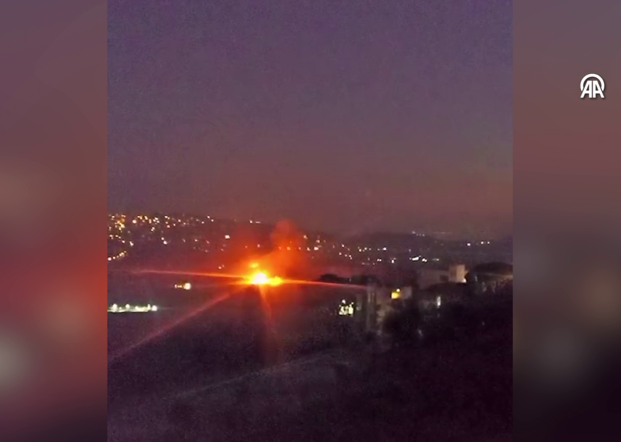 Lübnan'daki Kassam Tugayları mensupları İsrail askeri havaalanına roketlerle saldırdı