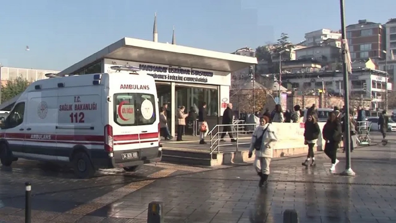 Üsküdar Marmaray'da feci kaza! Raylara atlayan şahsa tren çarptı...
