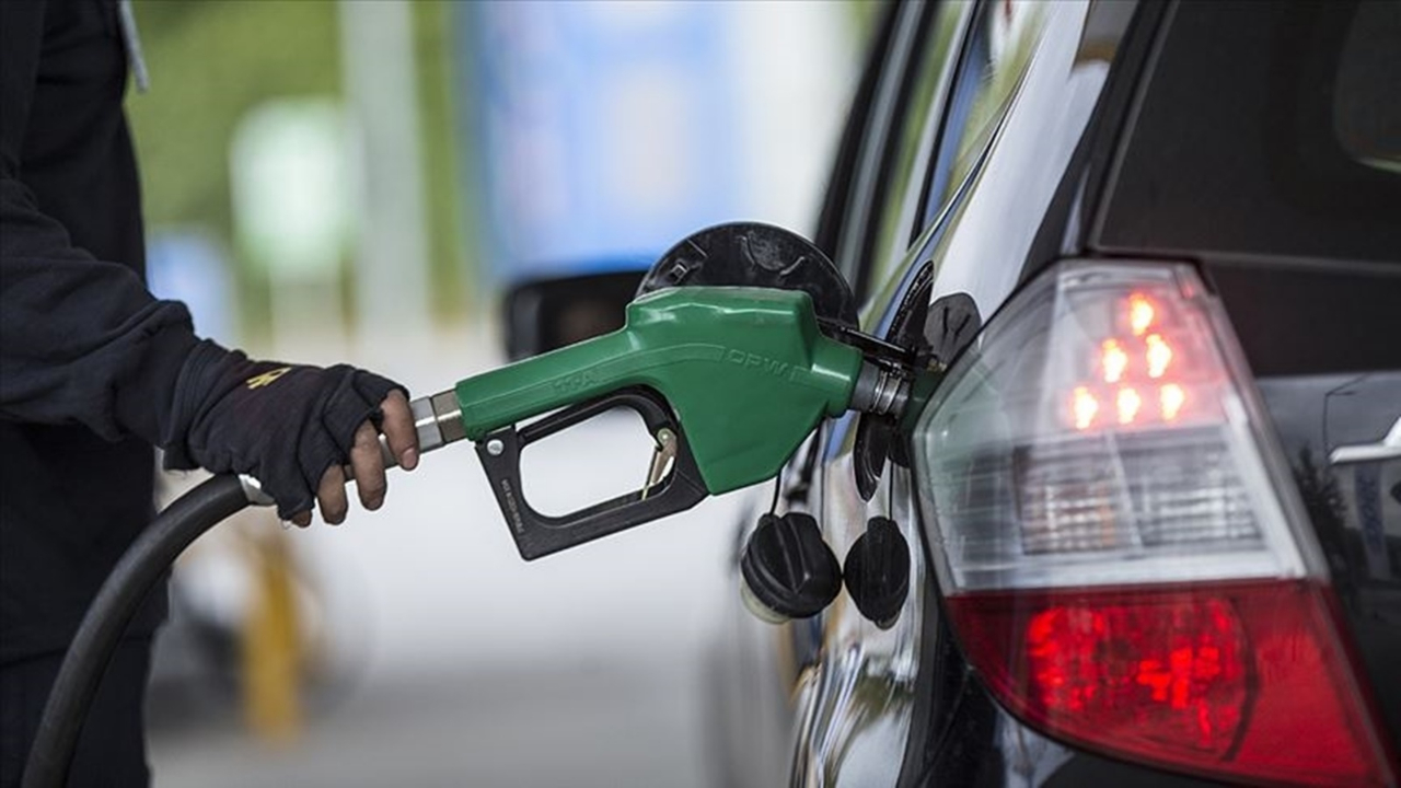 Motorine zam geldi! İşte 22 Aralık 2023 güncel akaryakıt fiyatları