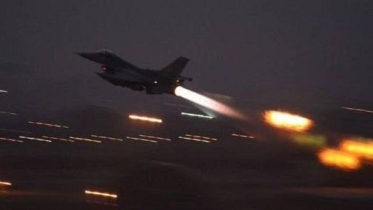 TSK'dan hava harekatı: Jetler peş peşe kalktı! Teröristlere ağır darbe...