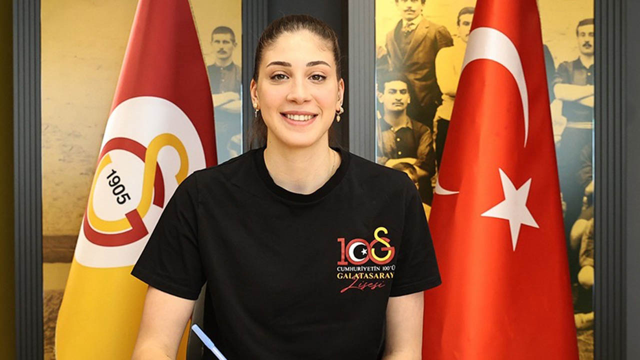 Galatasaray'da İlkin Aydın'ın sözleşmesi 2 yıl uzatıldı