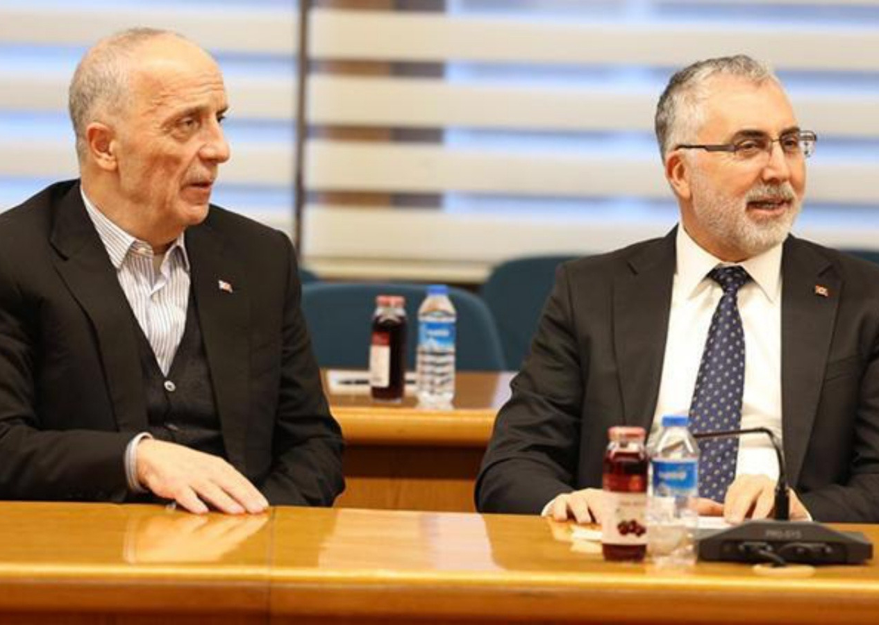 Bakan Işıkhan'dan TÜRK-İŞ ziyareti: İlk açıklamalar geldi! "Rakamı şimdi söyleyeceğiz"