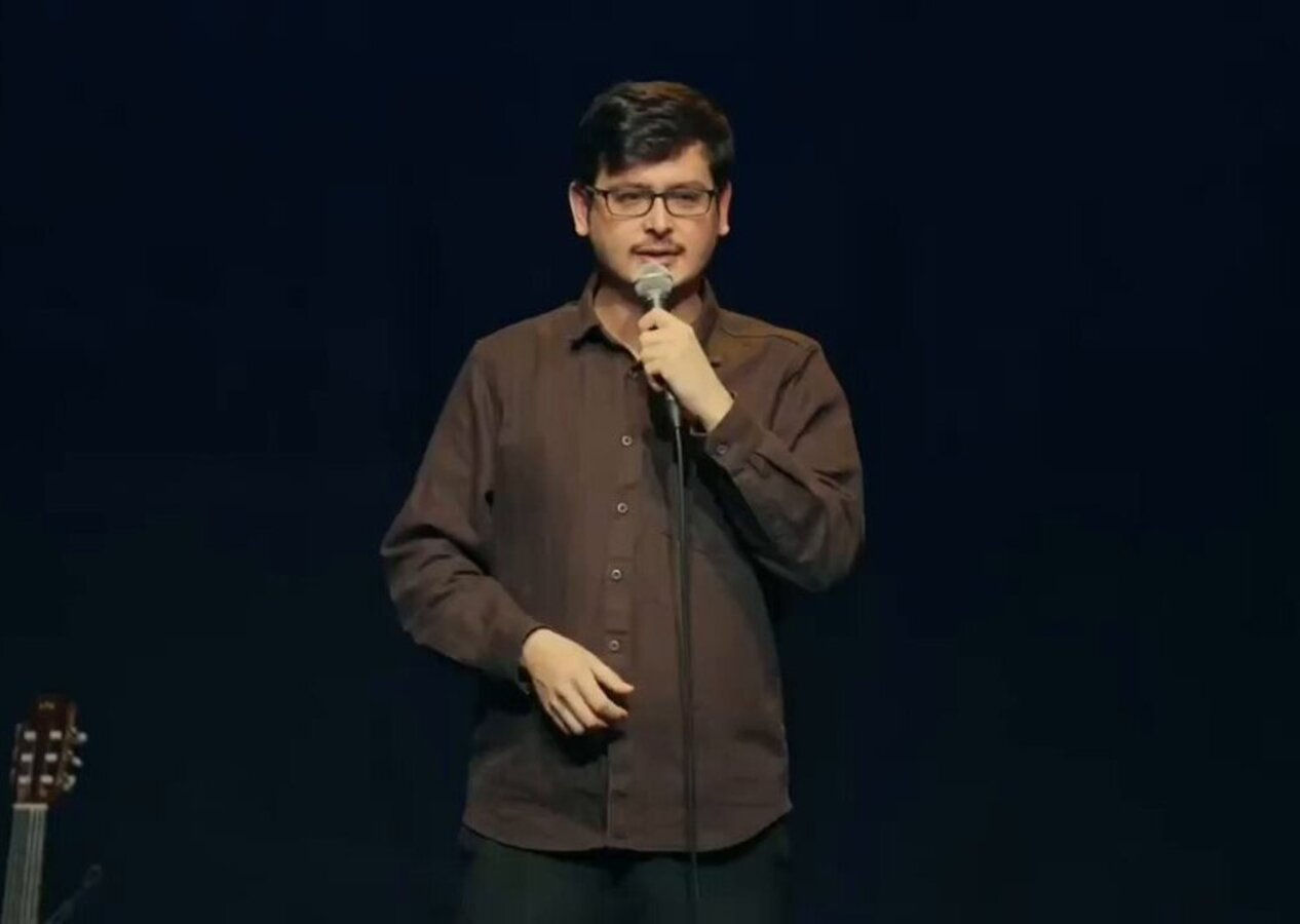 Hadsiz Stand-up'çı soykırıma uğrayan Filistinli masumlarla sahnede dalga geçti!