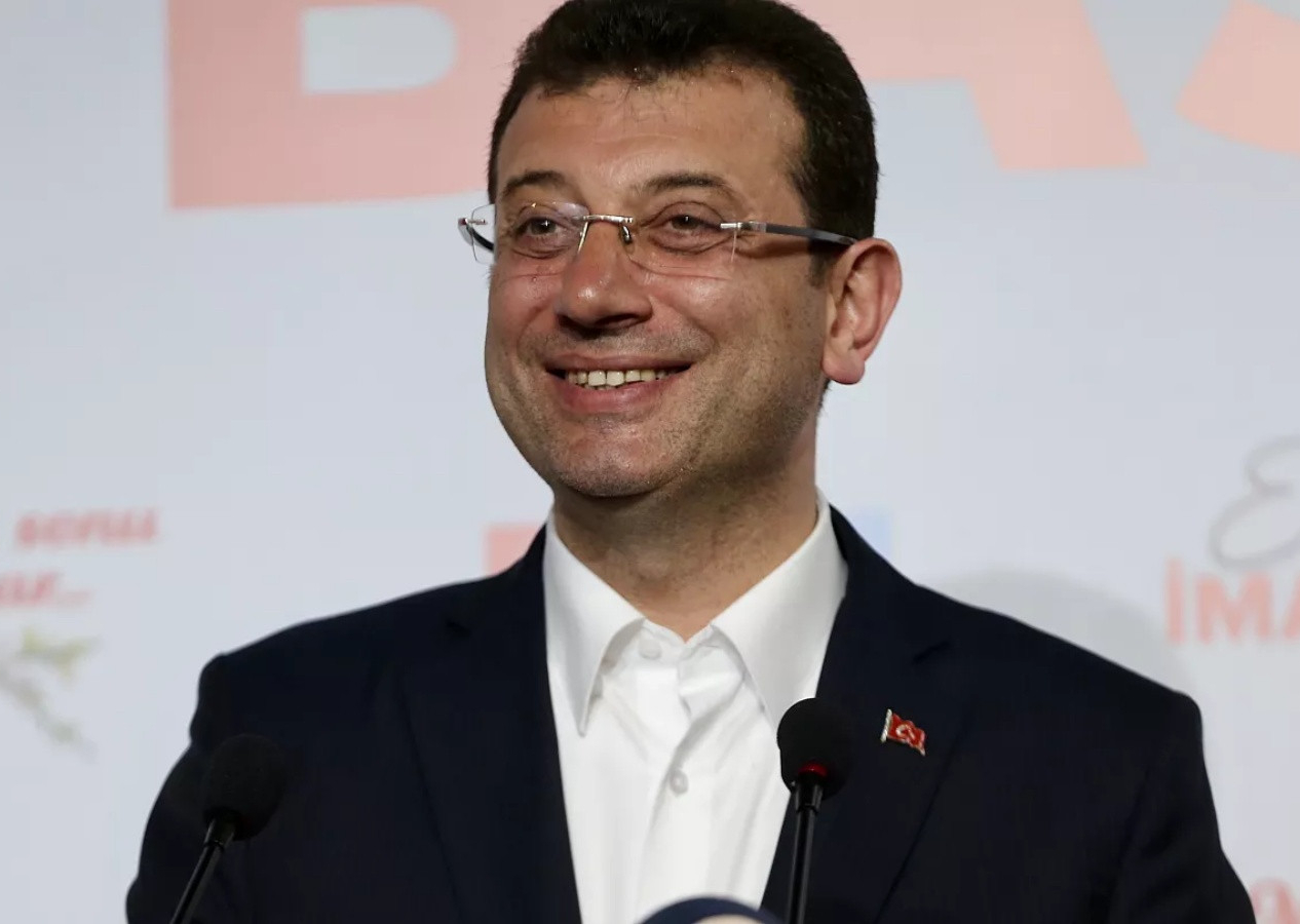 İmamoğlu, Süper Kupa kaosunu siyasallaştırmaya çalışıyor! Vatandaşları Beşiktaş'a çağırdı...