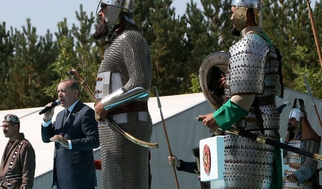 Cumhurbaşkanı Erdoğan: "2071'i kendimize kızıl elma olarak belirledik!"