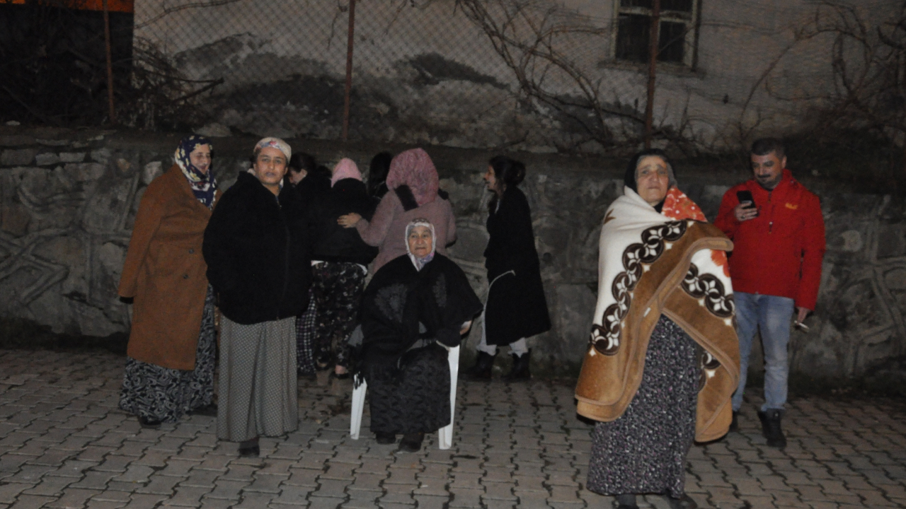 AFAD duyurdu: Hakkari’de peş peşe depremler
