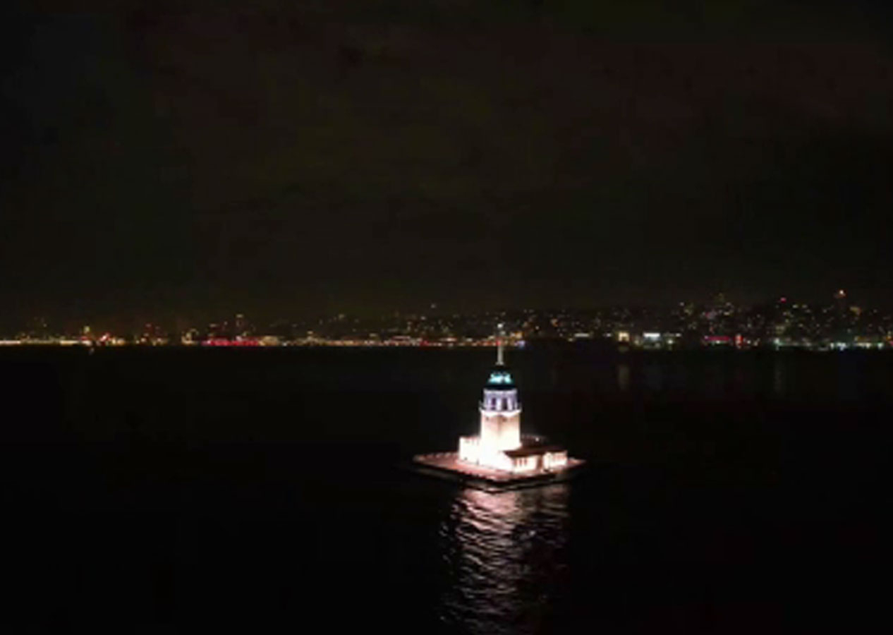 Kız Kulesi ve İstanbul Boğazı havadan görüntülendi