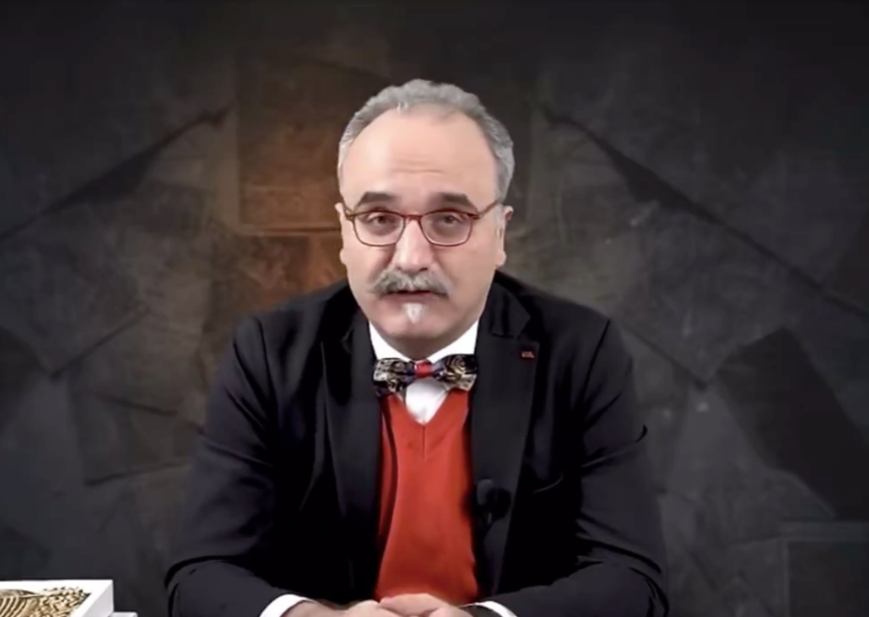 Emrah Safa Gürkan'dan tepki çeken Osmanlı sözleri: Hepsi at hırsızı!