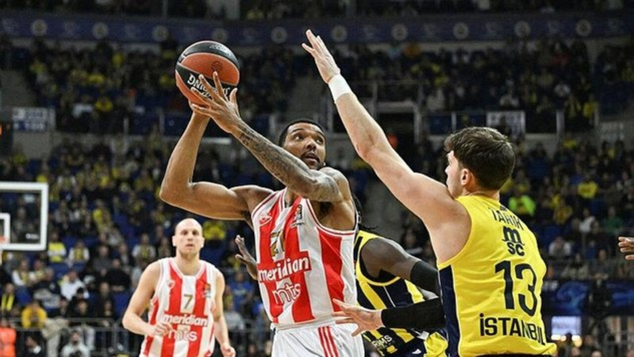 Fenerbahçe Beko 76 - 85 Kızılyıldız | Maçın özeti