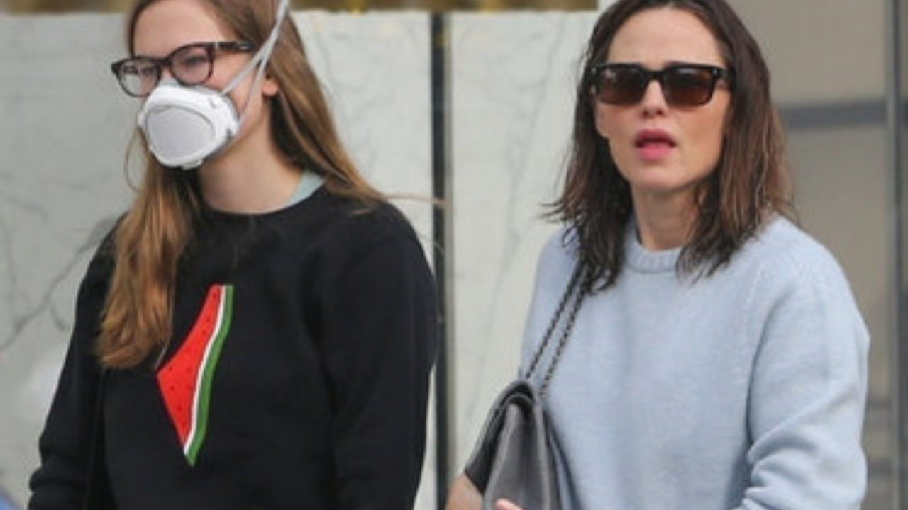Ben Affleck ile Jennifer Garner'ın kızı Violet'tan Filistin'e destek!