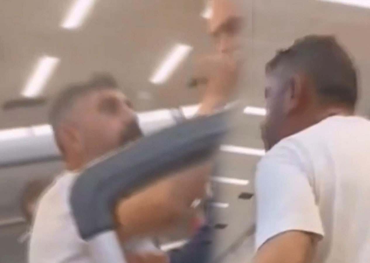 Sabiha Gökçen Havalimanı'nda uçak kapısını karıştıran yolcu görevlilerle tartıştı