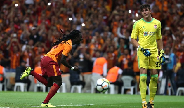 Galatasaray 3 puanı 3 golle aldı!