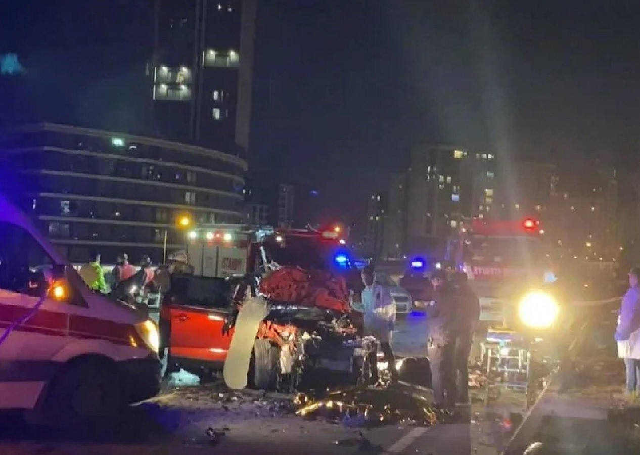 İstanbul Başakşehir'de trafik kazası! 4 Kişi hayatını kaybetti...