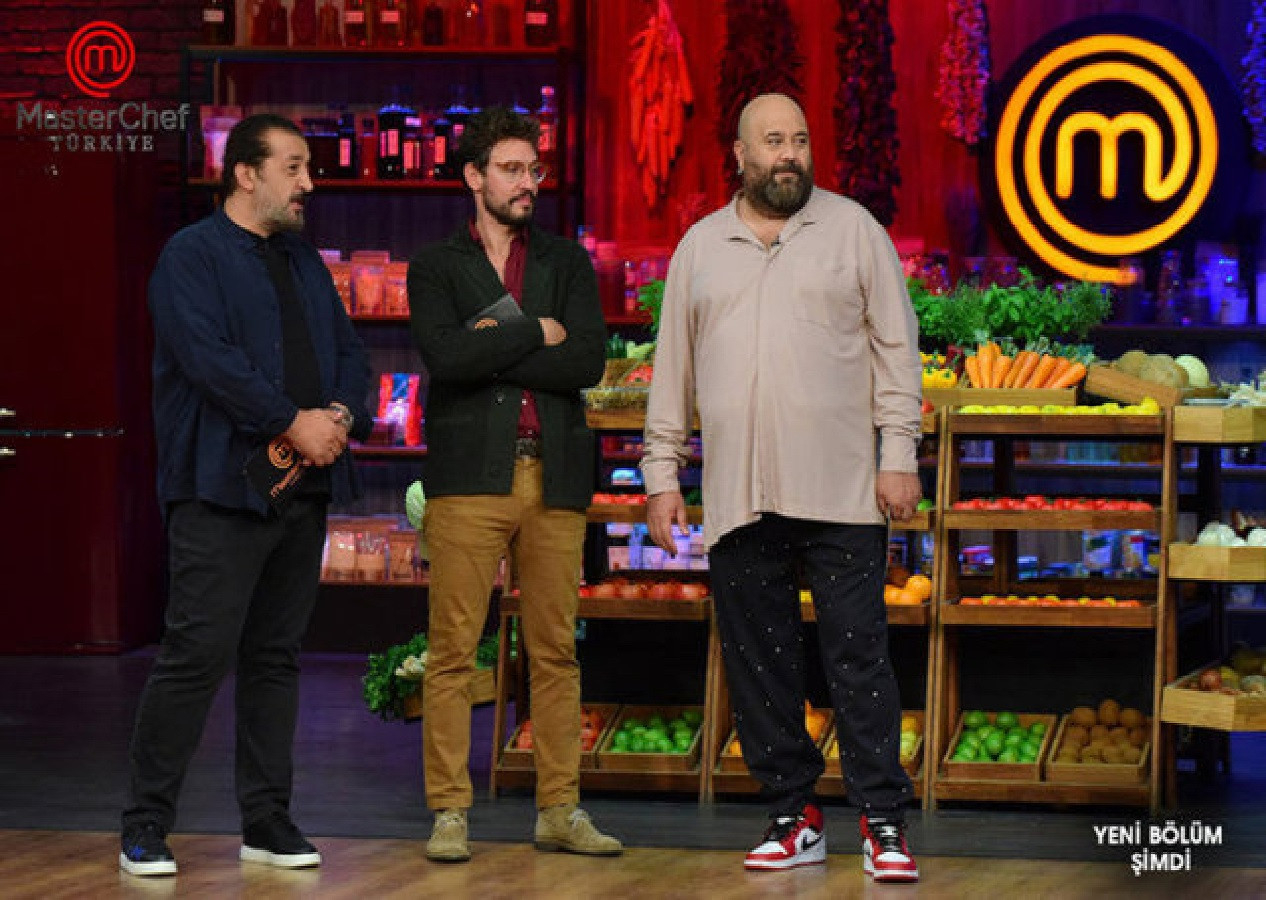 MasterChef'te nefesler tutuldu! Bir isim daha elendi! 6 Ocak MasterChef'te elenen isim....