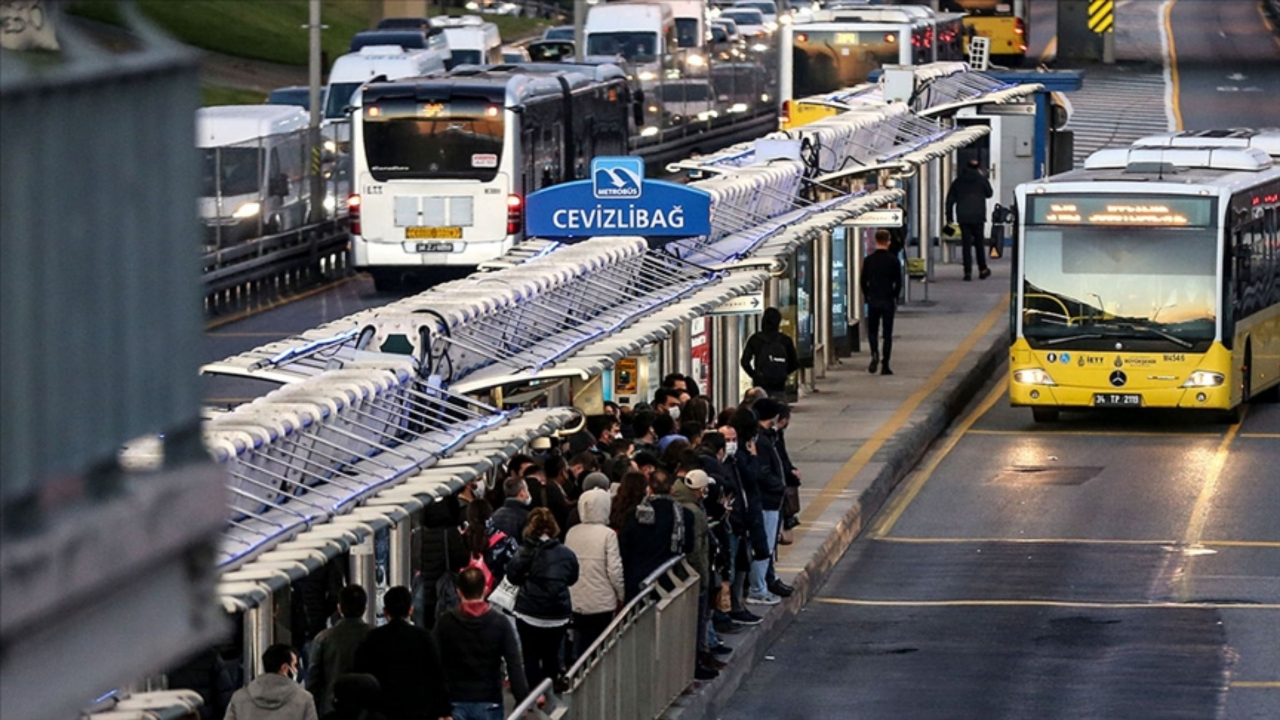 İstanbul'da toplu ulaşıma zam!