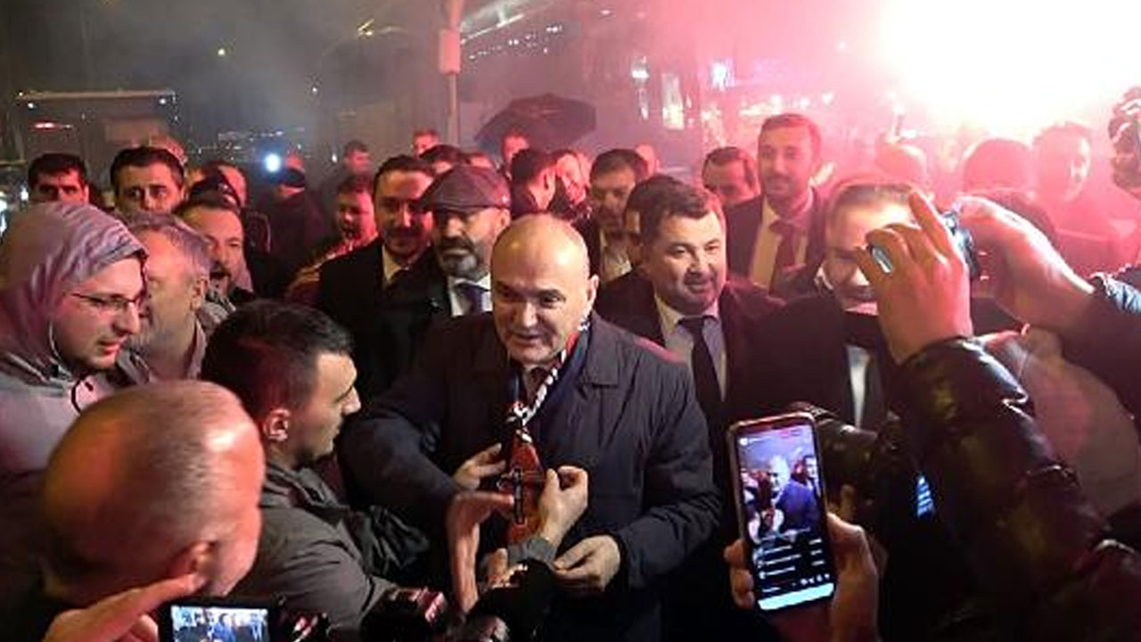 Düzce Belediye Başkan adayı Özlü tulum ve meşalelerle karşılandı