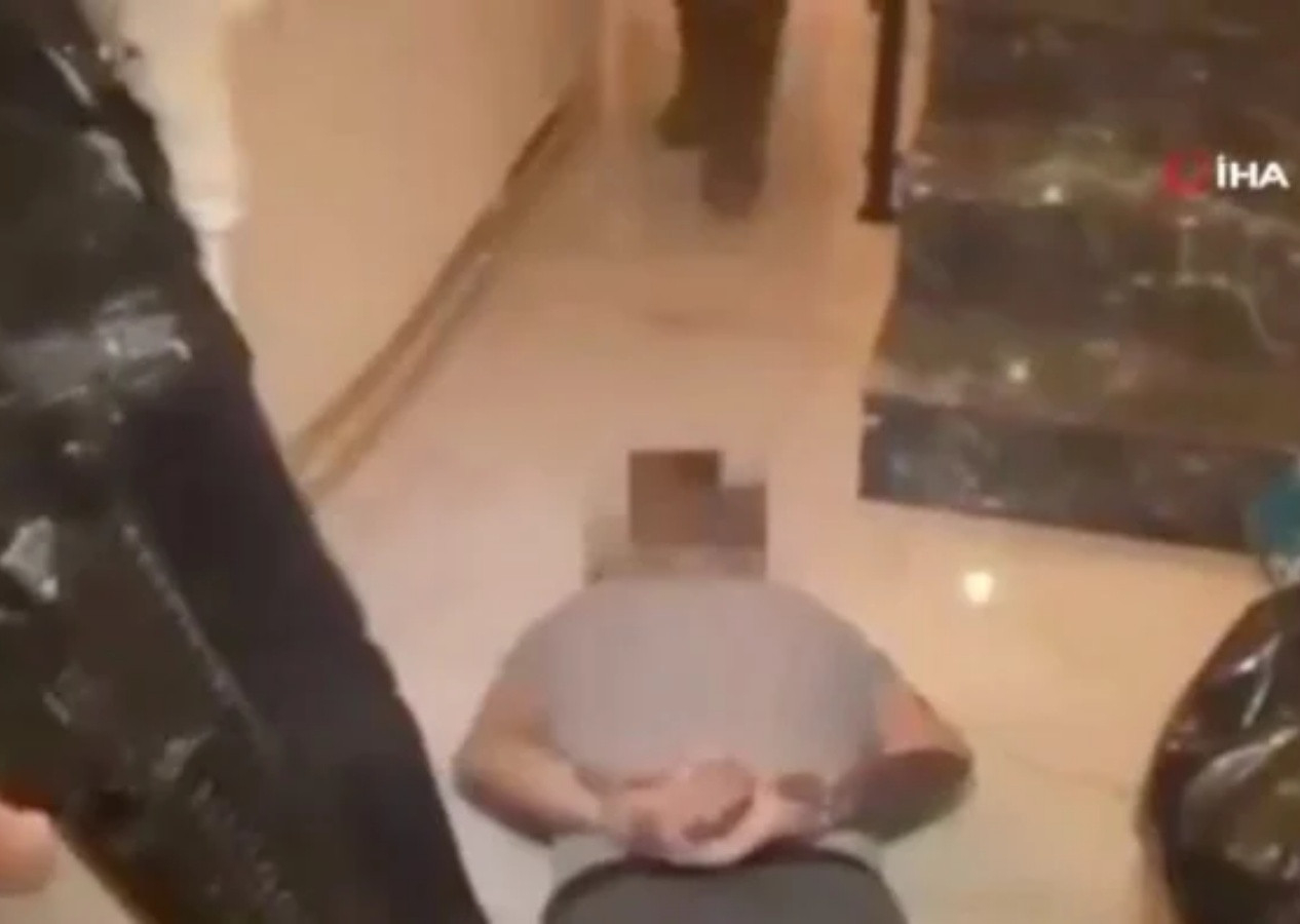 Oltalama yöntemiyle dolandıran şebekelere darbe! 20 ilde 'SİBERGÖZ-12' operasyonu: Çok sayıda gözaltı var...