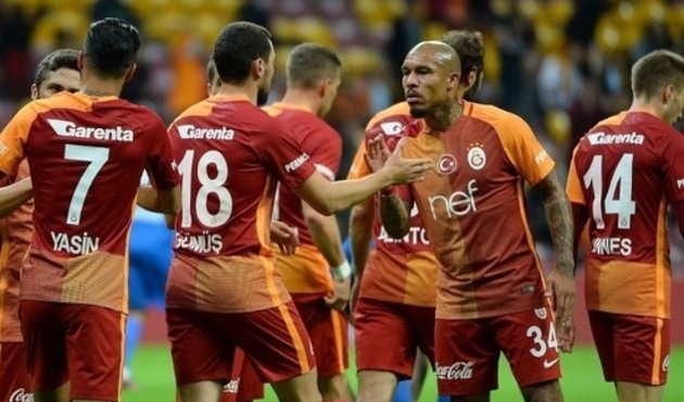 Ajax Galatasaray'ın yıldızını istiyor!