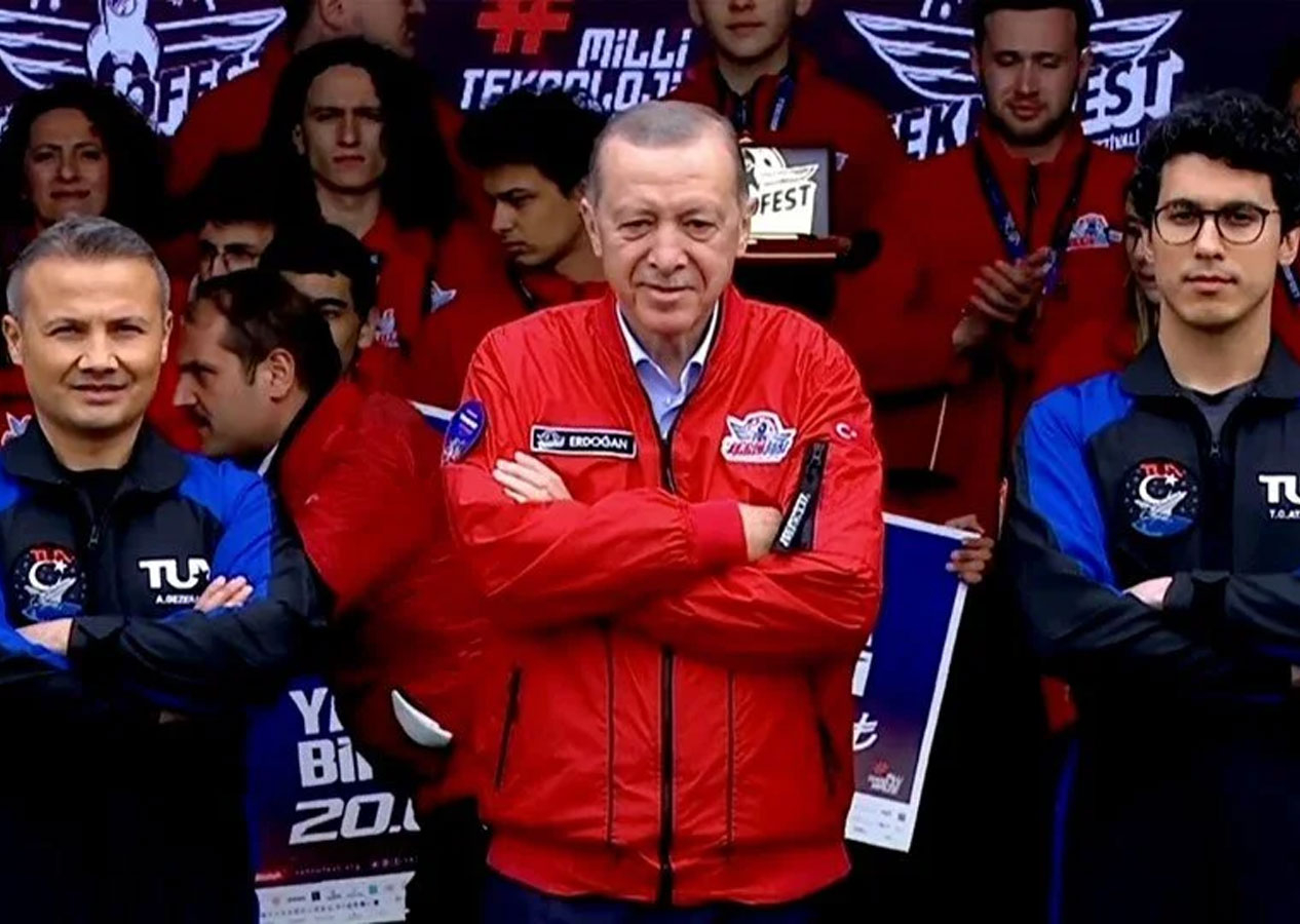 Cumhurbaşkanı Erdoğan'dan uzay yolculuğu paylaşımı