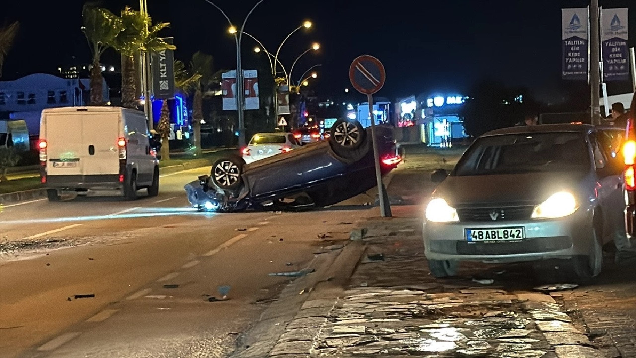 Bodrum'da cip ile otomobilin çarpıştığı kazada 3 kişi yaralandı