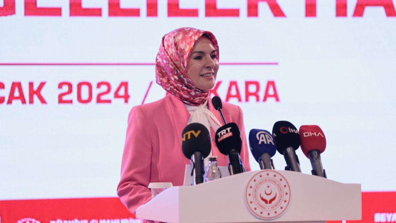 Bakan Göktaş'tan kayıp depremzede çocuklar iddiasına yanıt: "Depremzede bin 912 çocuktan bir tanesi bile kayıp değil"