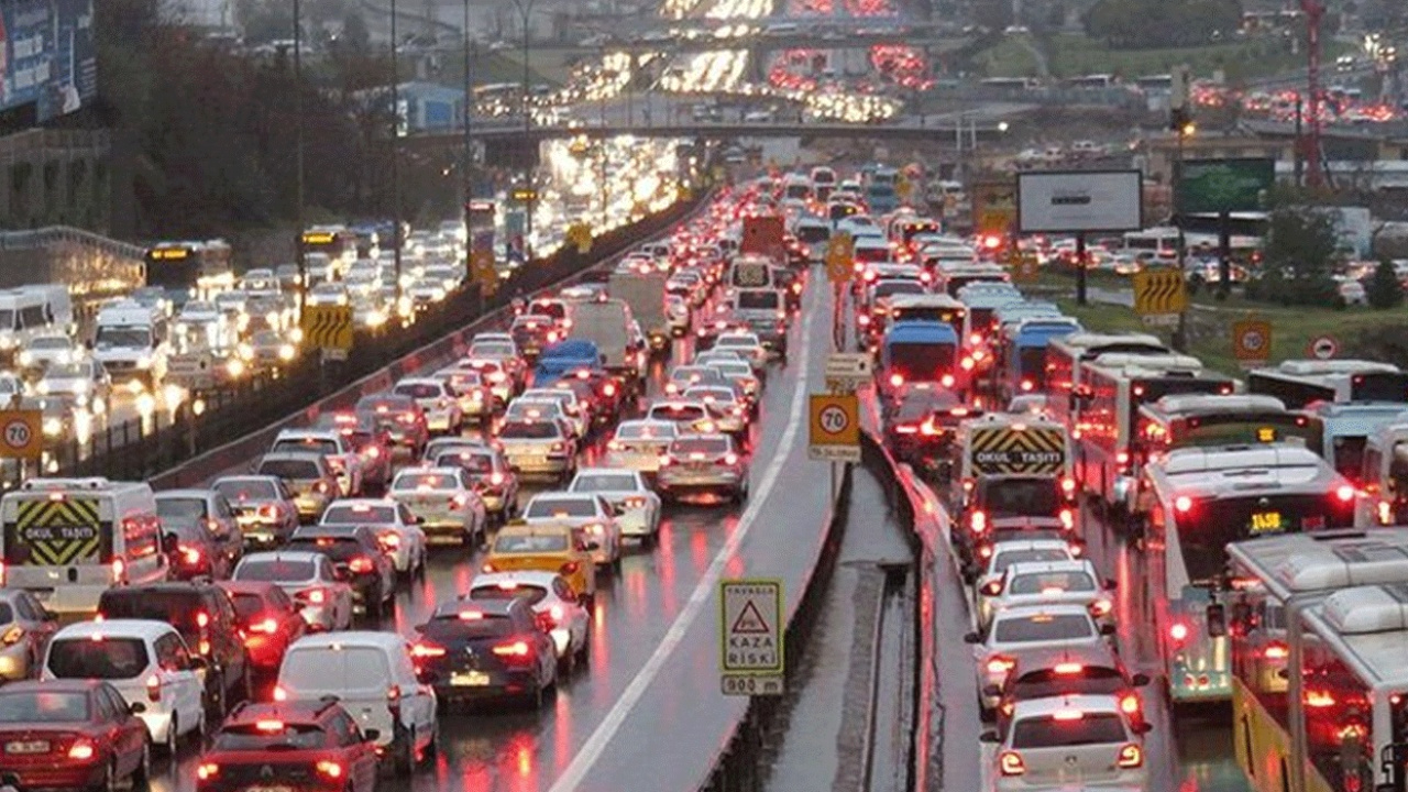 Milyonlarca araç sahibini ilgilendiriyor! Trafik sigortası baz primlerinde şubat ayında zamlanacak