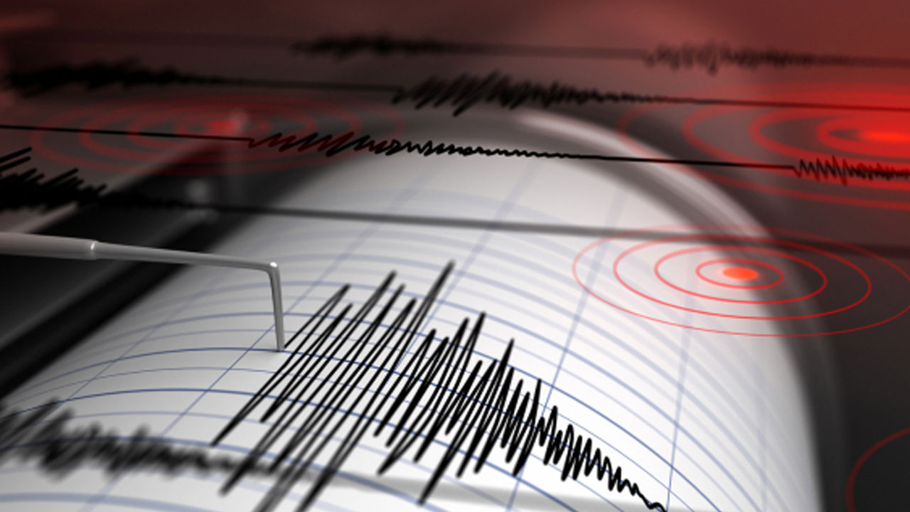Kandilli açıkladı! Afyon'da gece yarısı korkutan deprem!