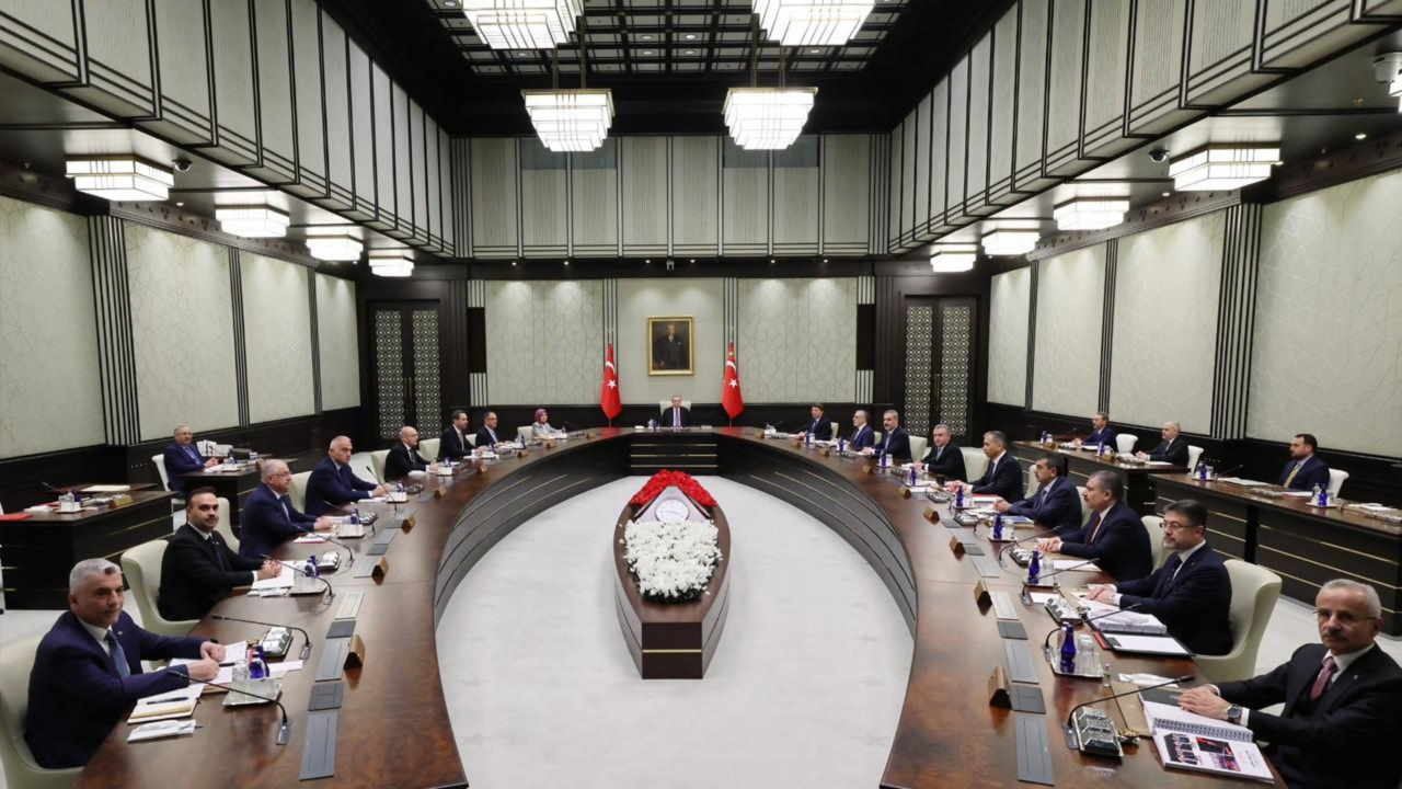 Yılın ilk Kabine toplantısı başladı: Emeklinin gözü ek zam kararında
