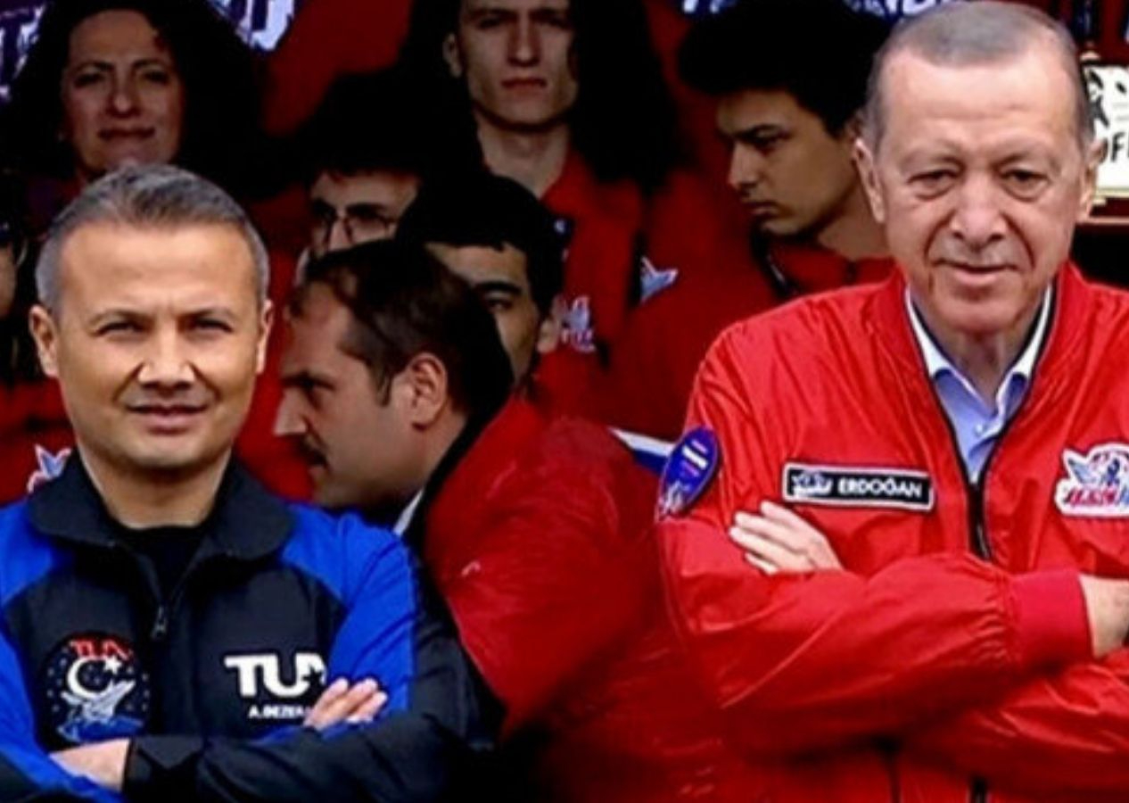 Cumhurbaşkanı Recep Tayyip Erdoğan İlk Türk astronot Alper Gezeravcı ile görüştü