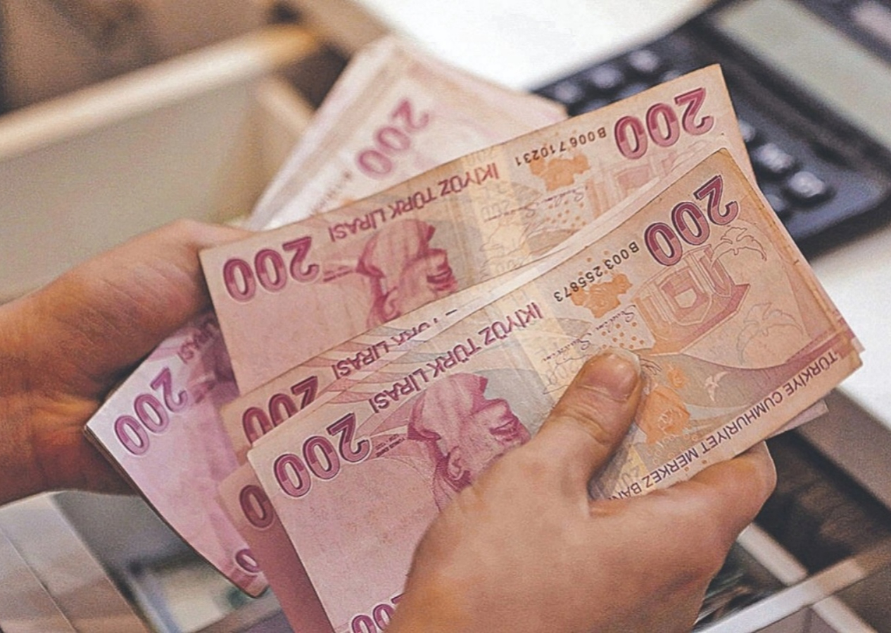 Zamlar maaşlara yansıdı! Yaşlı ve engellinin şubat maaşı zam farkıyla yatacak