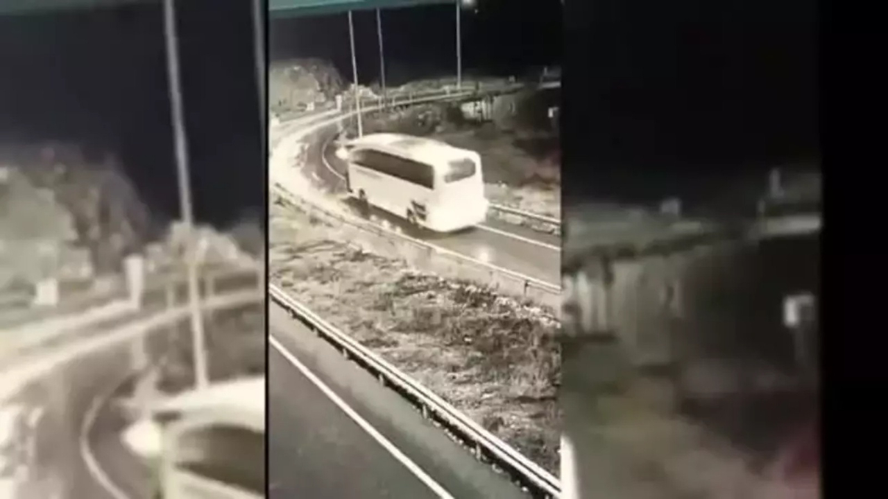 Mersin'de 9 kişinin öldüğü korkunç kaza kamerada! Bakan Yerlikaya paylaştı...