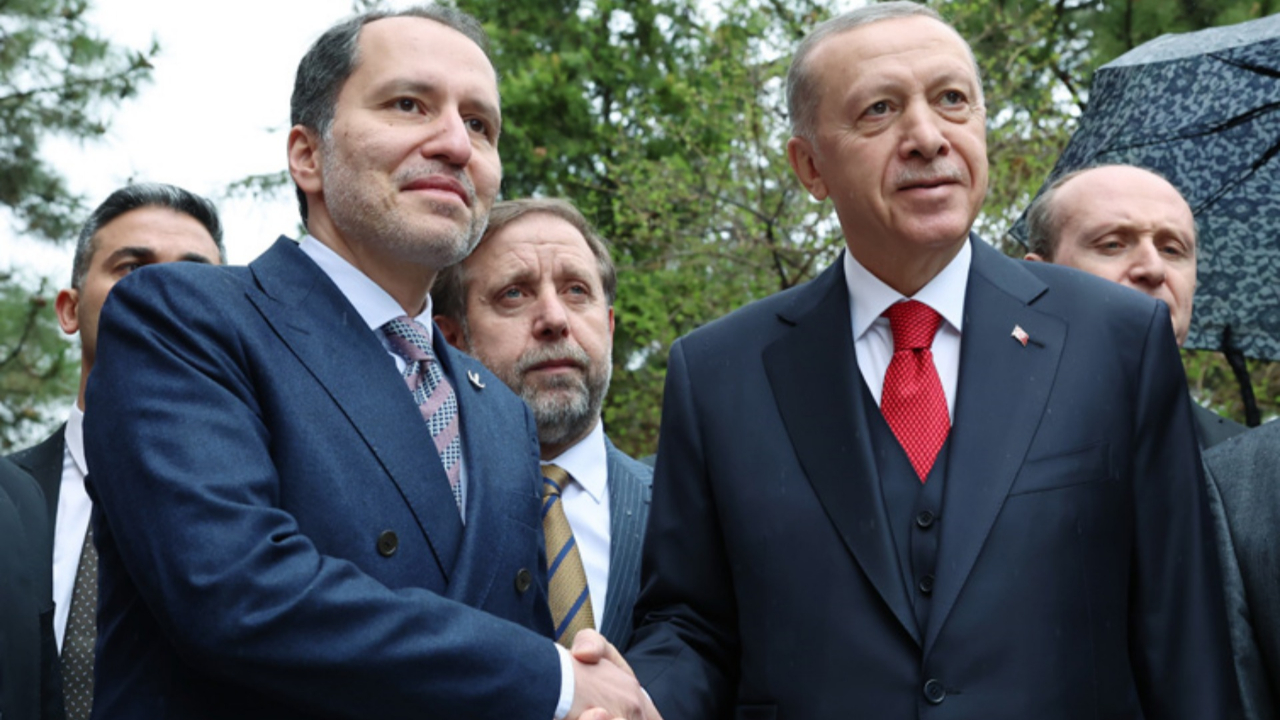 Yeniden Refah Partisi'nden ittifak açıklaması: "AK Parti ile görüşmeler kesildi."