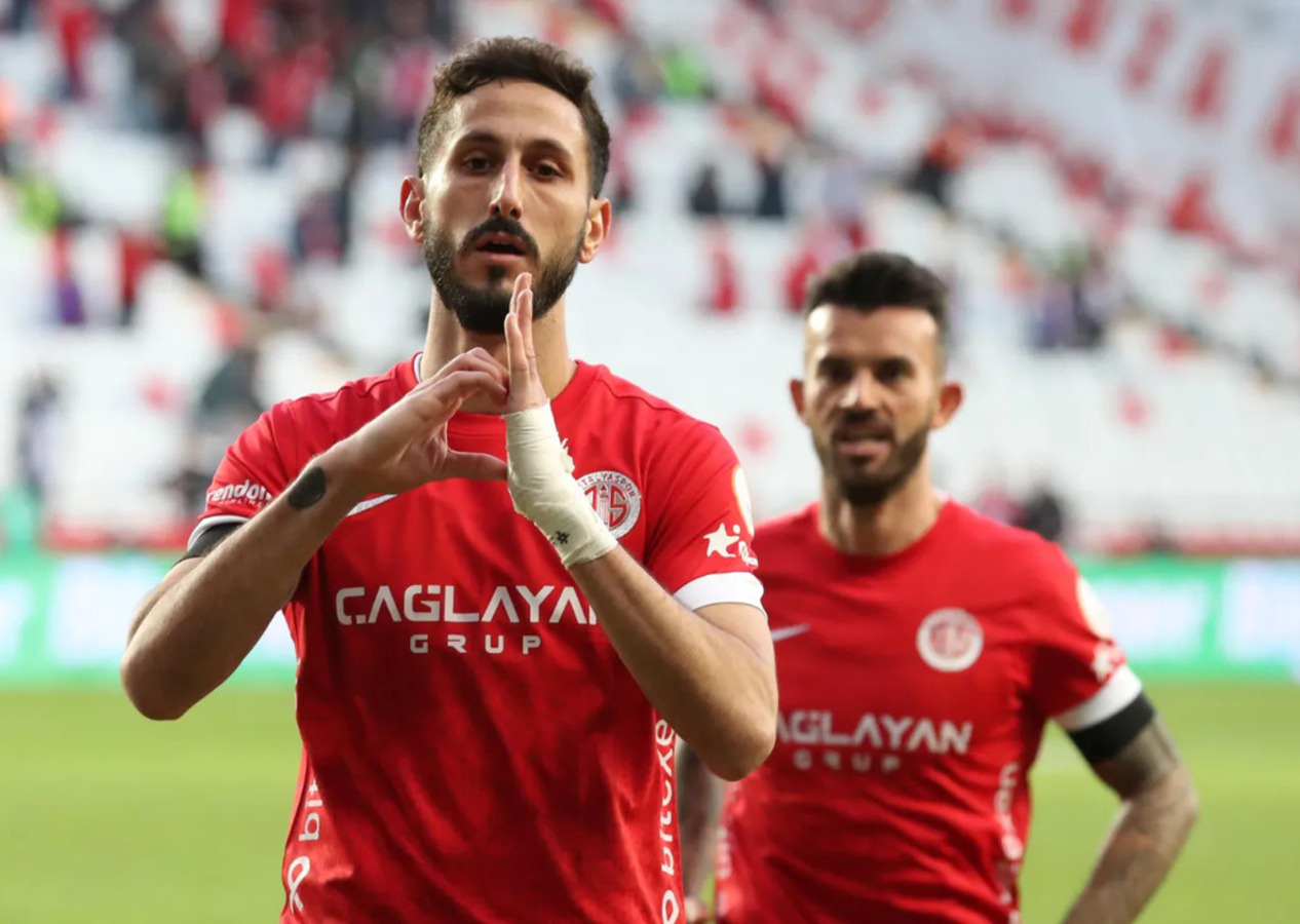 Soykırım destekçisi İsrailli futbolcu Sagiv Jehezkel Antalya’da gözaltına alındı!