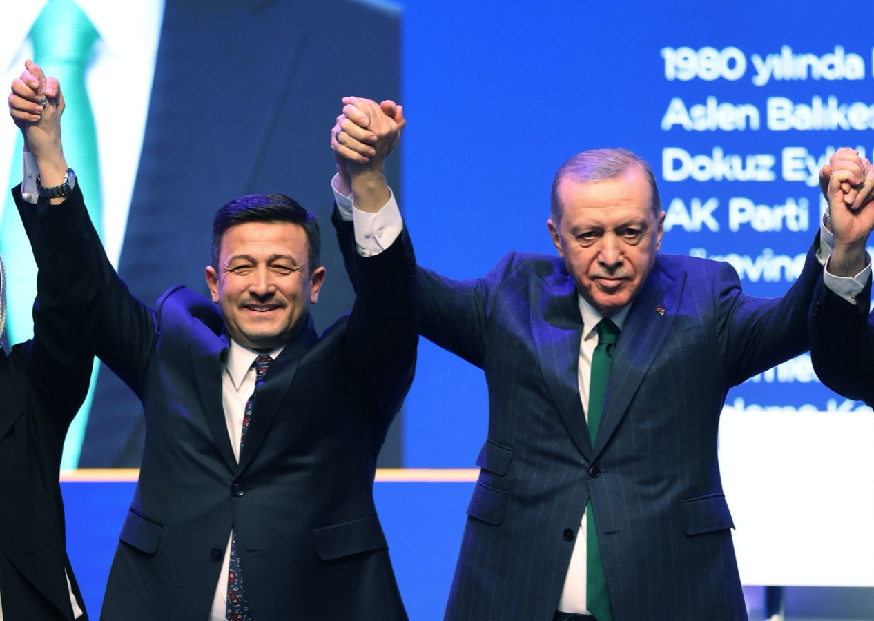 AK Parti'nin İzmir adayı Hamza Dağ oldu! İşte ilk mesajı: Yeni bir hikaye yazmak için başlıyoruz