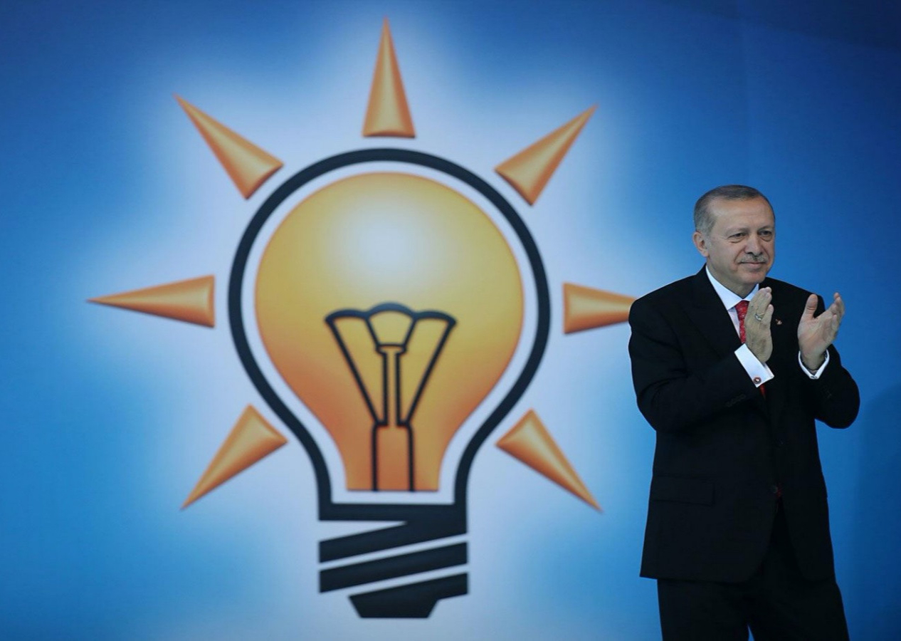 AK Parti'nin 8 büyükşehir belediye başkan adayı belli oldu! İşte AK Parti adayları tam liste...