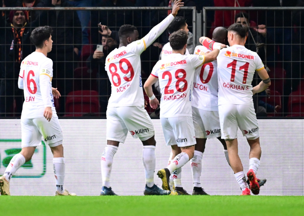 Süper Lig'in köklü kulübüne şok: Kayserispor icradan satışa çıkarılıyor! 35 milyon TL bedel biçildi...