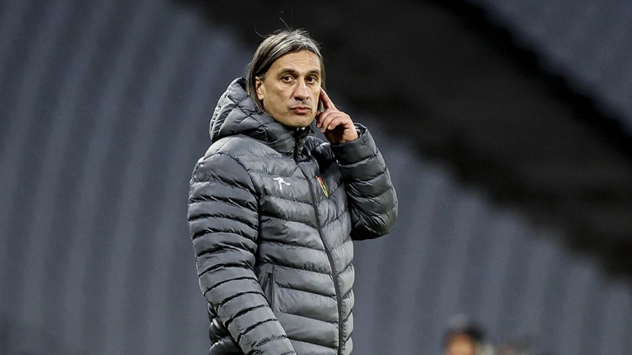 Süper Lig'e teknik direktör dayanmıyor! İstanbulspor'da Hakan Yakın ile yollar ayrılıyor...