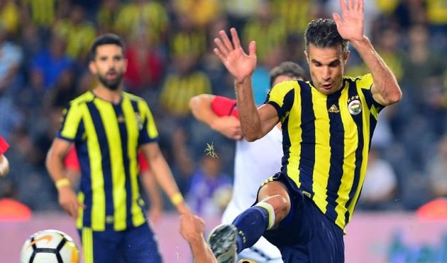 Van Persie'den transfer açıklaması!