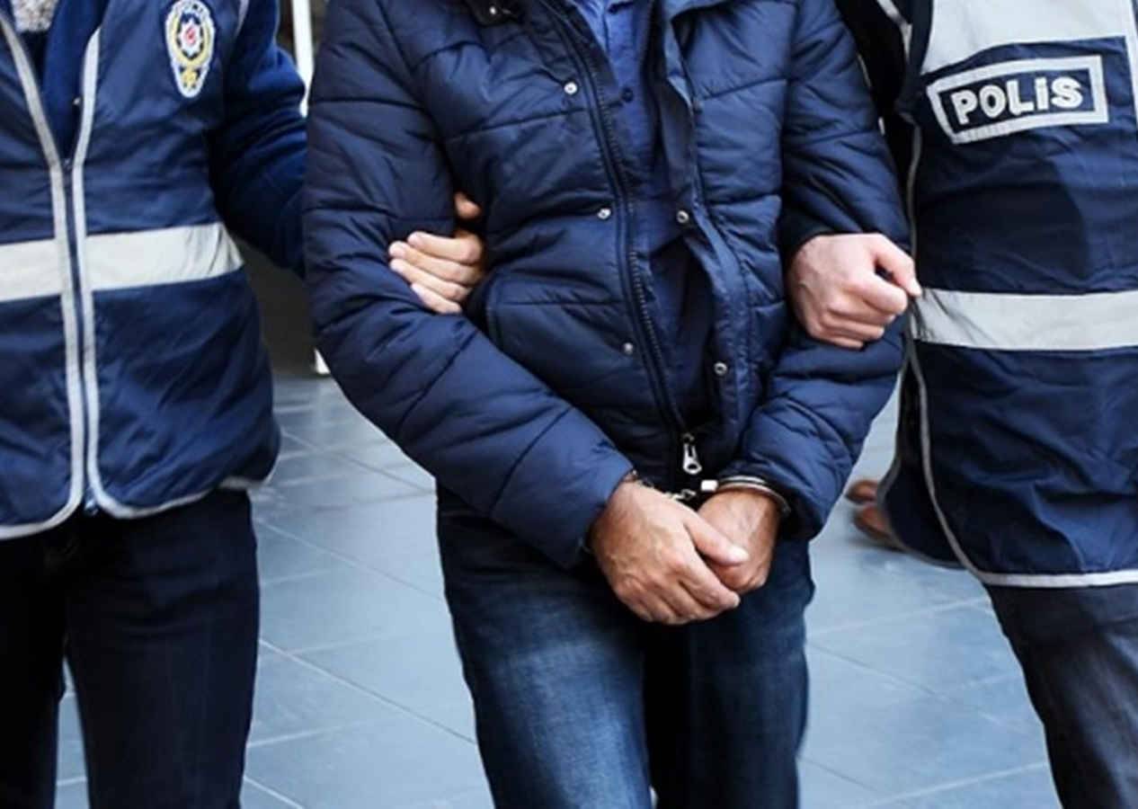 Edirne'de FETÖ üyesi eski emniyet müdürleri Yunanistan'a kaçarken yakalandı
