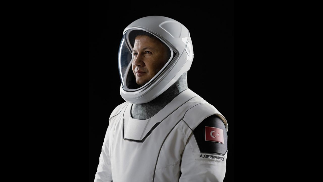 Türkiye'nin ilk astronotunun uzaydaki evine ulaşma saati belli oldu! Kenetlenme için geri sayım...