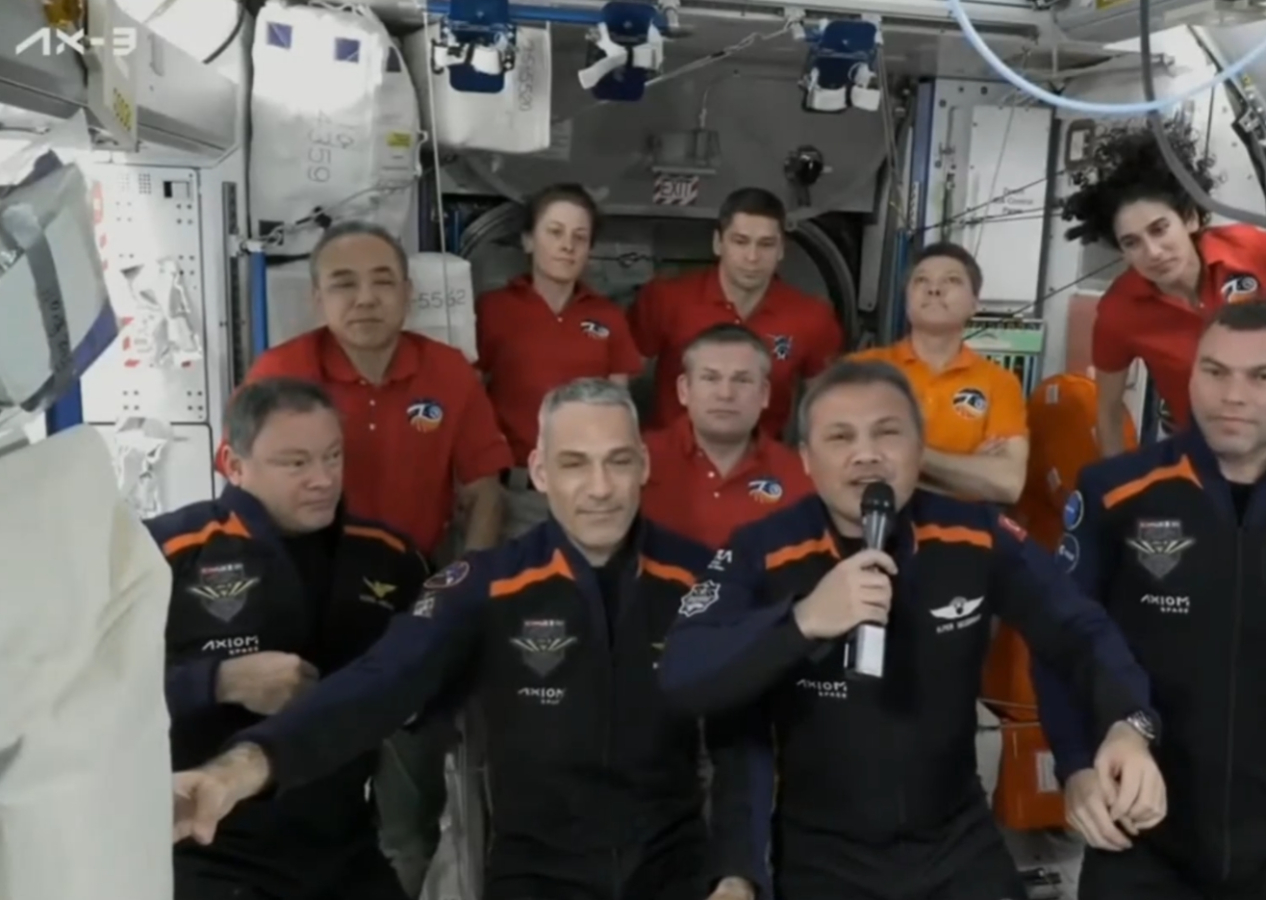İlk astronotumuz Alper Gezeravcı Uluslararası Uzay İstasyonu'nda: "İstikbal Göklerdedir"