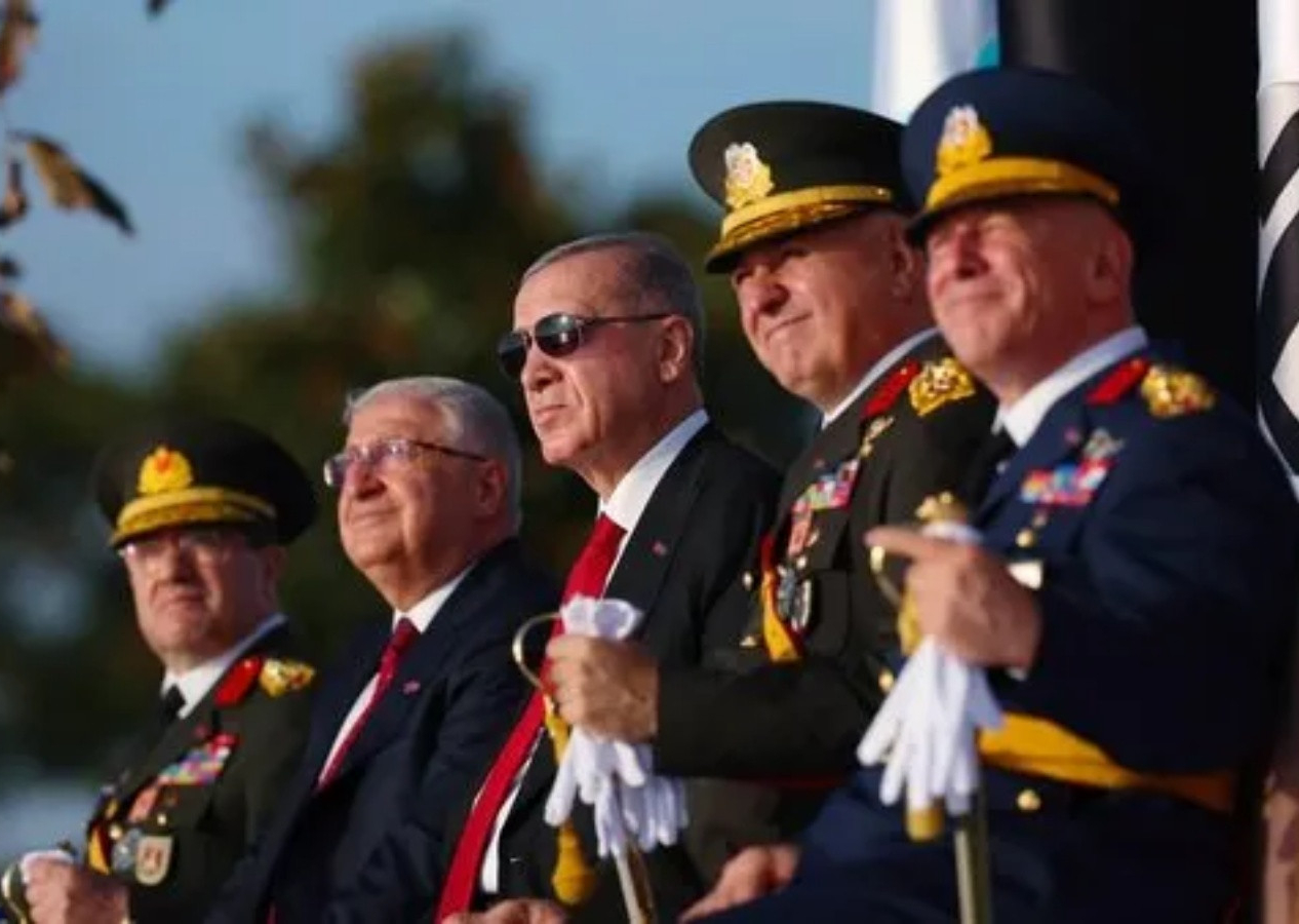 Mavi Vatan'a 4 yeni güç: Cumhurbaşkanı Erdoğan teslim töreninde duyurdu: İlk insansız su üstü aracımız kullanıma başlıyor
